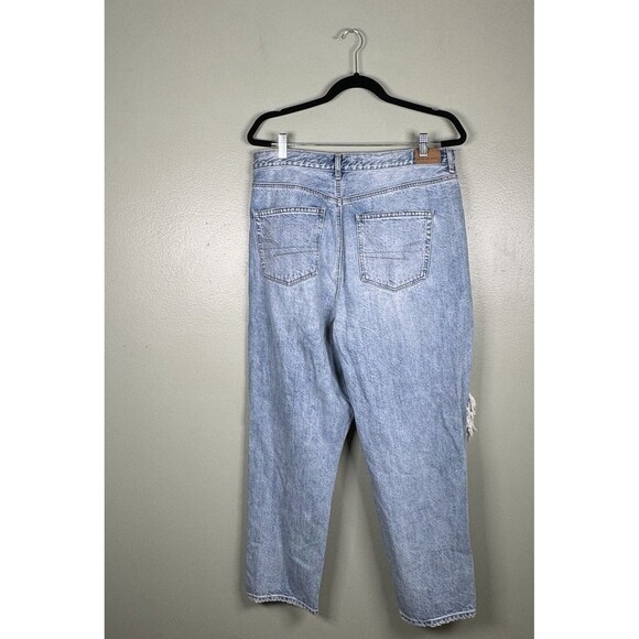 AMERICAN EAGLE Distressed Highest Rise Mom Jean Women's‎ Size 14 Regular - Picture 2 of 13